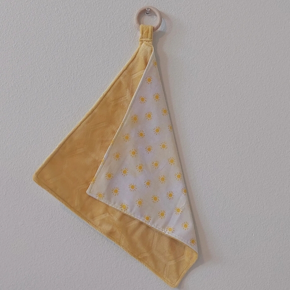 HANDMADE SUNSHINE BABY LOVEY W/WOODEN TEETHER RING - Picture 3 of 5